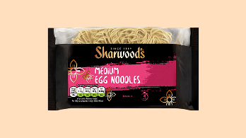 Sharwoods Medium egg noodles 250g
